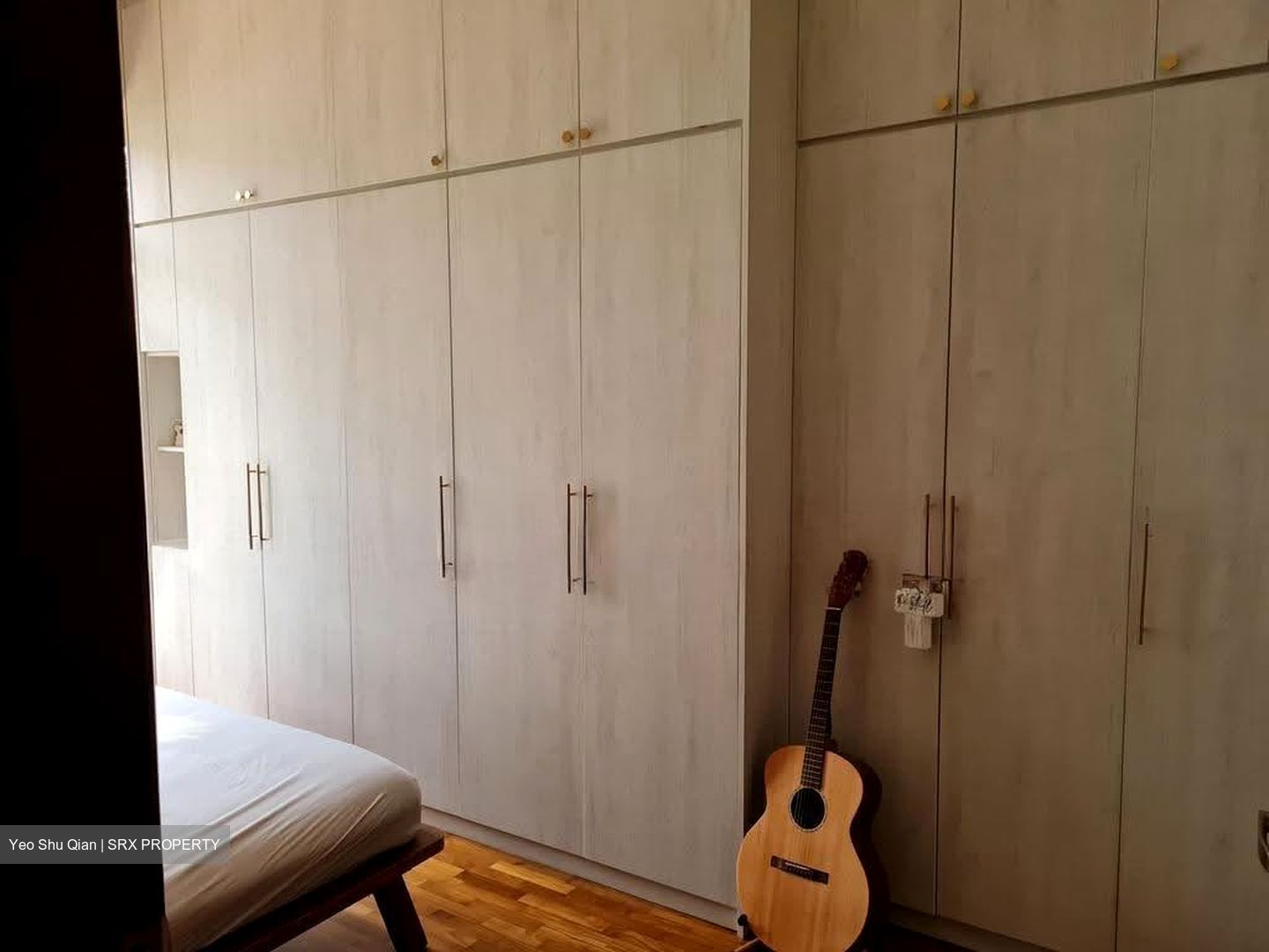 High Oak Condominium (D21), Condominium #635386621